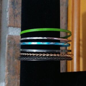 80 style bangle bracelet lot